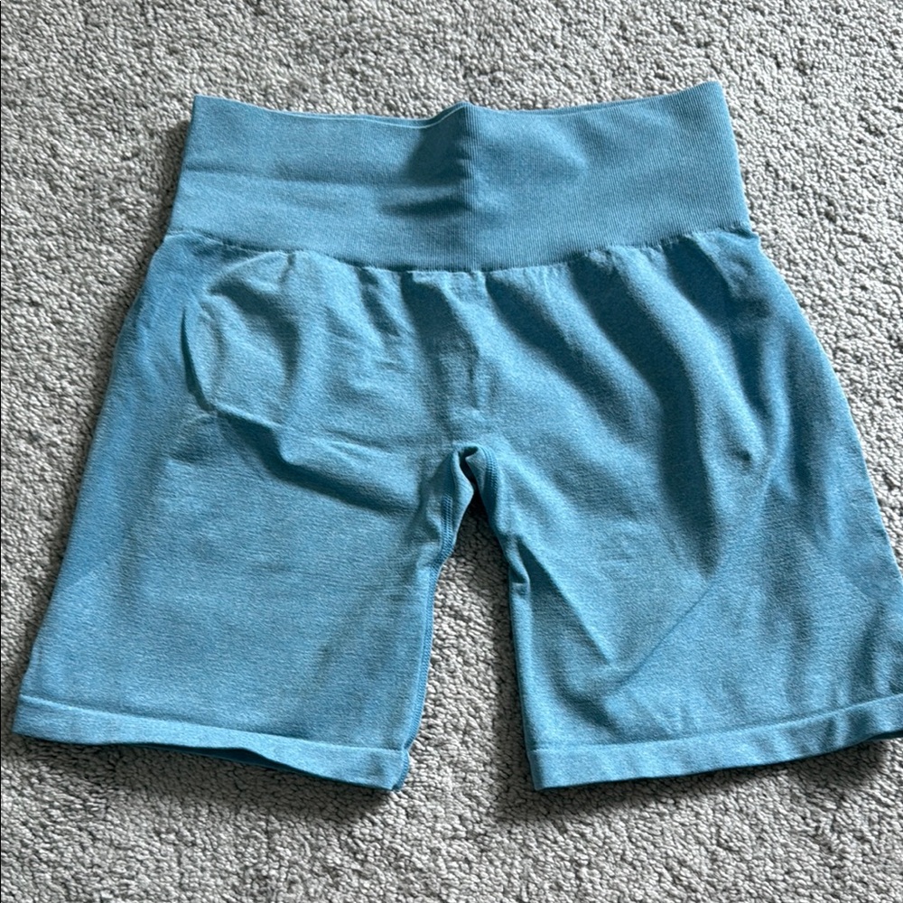 NVGTN Sky Blue Contour Seamless